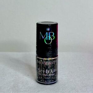 Mobeauty Set It Up Setting Spray 1.0 Fl Oz hydrating lightweight hyaluronic acid